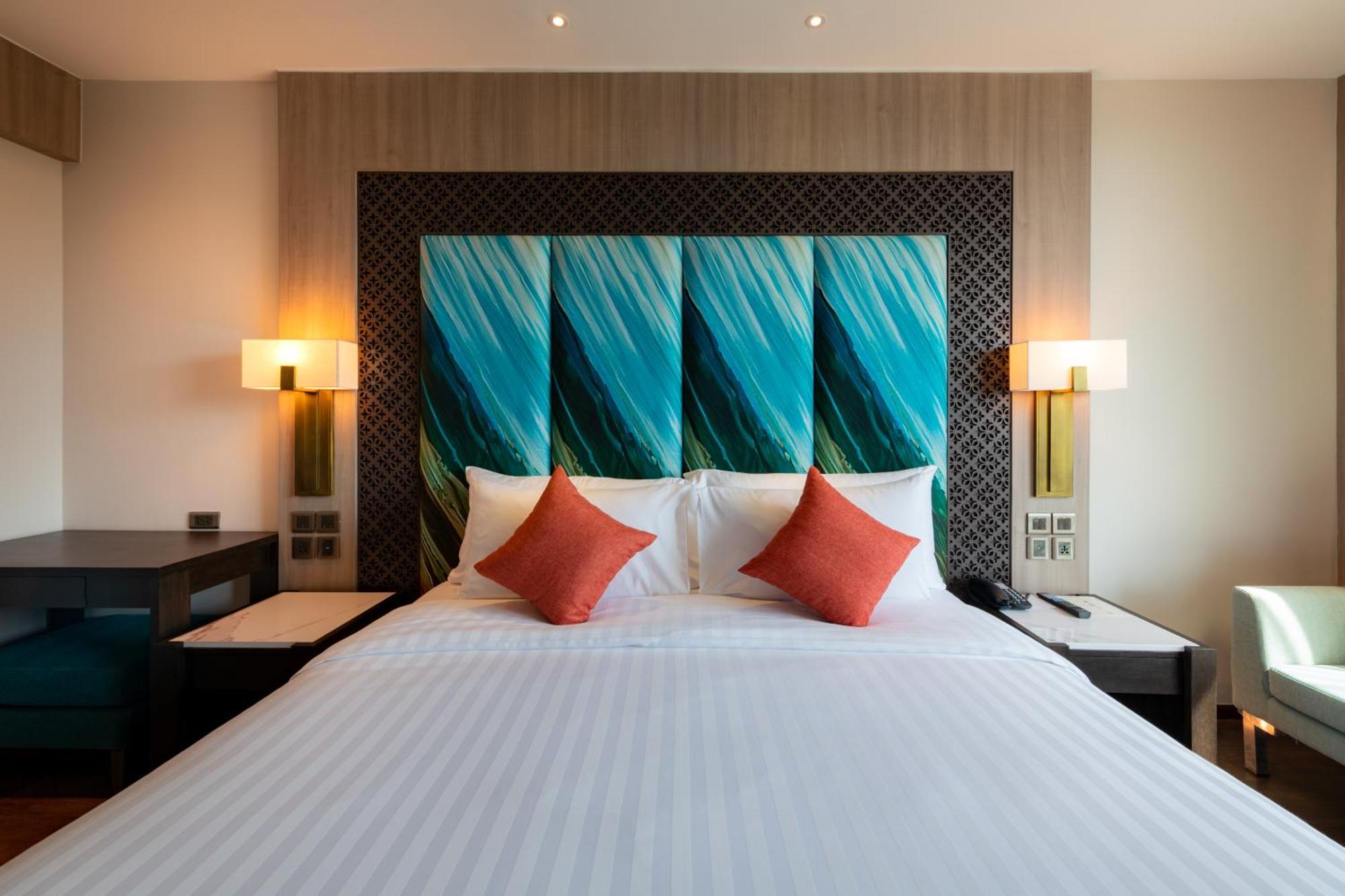 Skyview Resort Phuket Patong Beach Экстерьер фото Deluxe Room